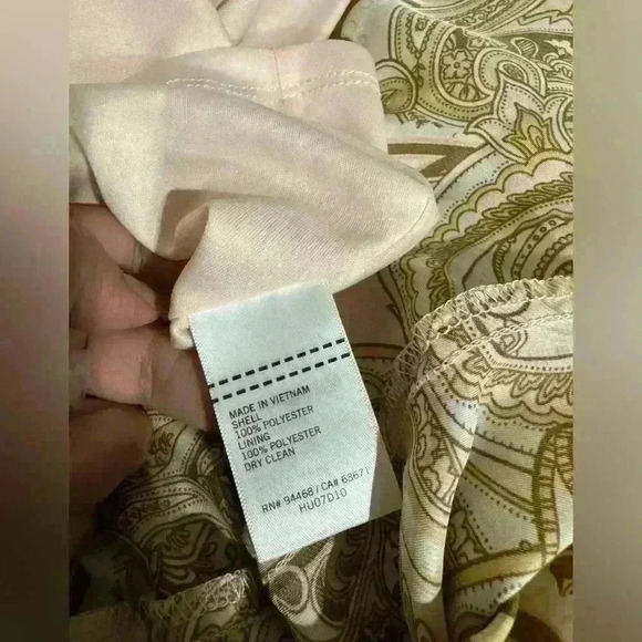 NWT Women’s Laundry By Shelli Segal Halter
Neck Midi Dress. - Picture 7 of 14